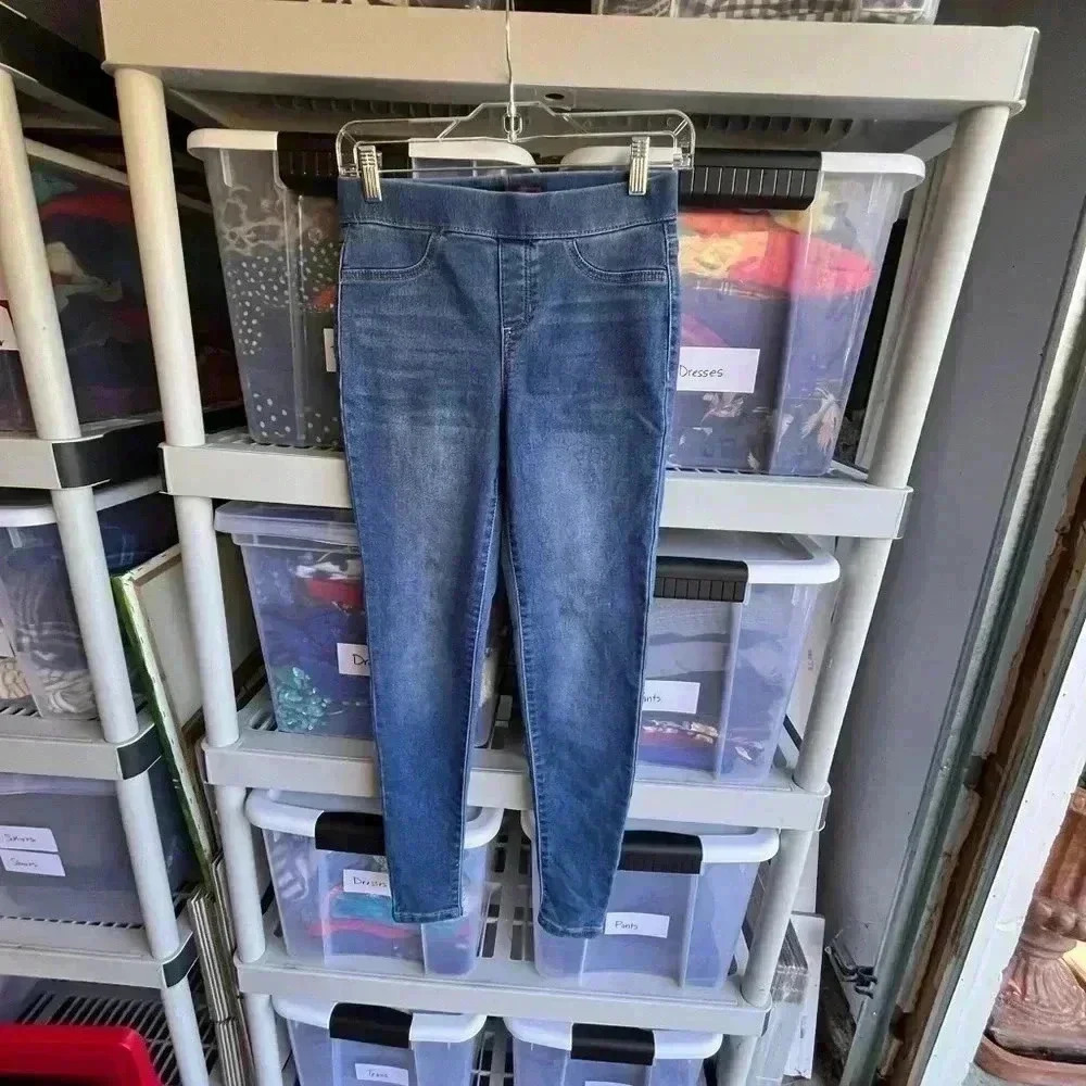 ~No Boundaries~ Jeans/Leggings - Small
